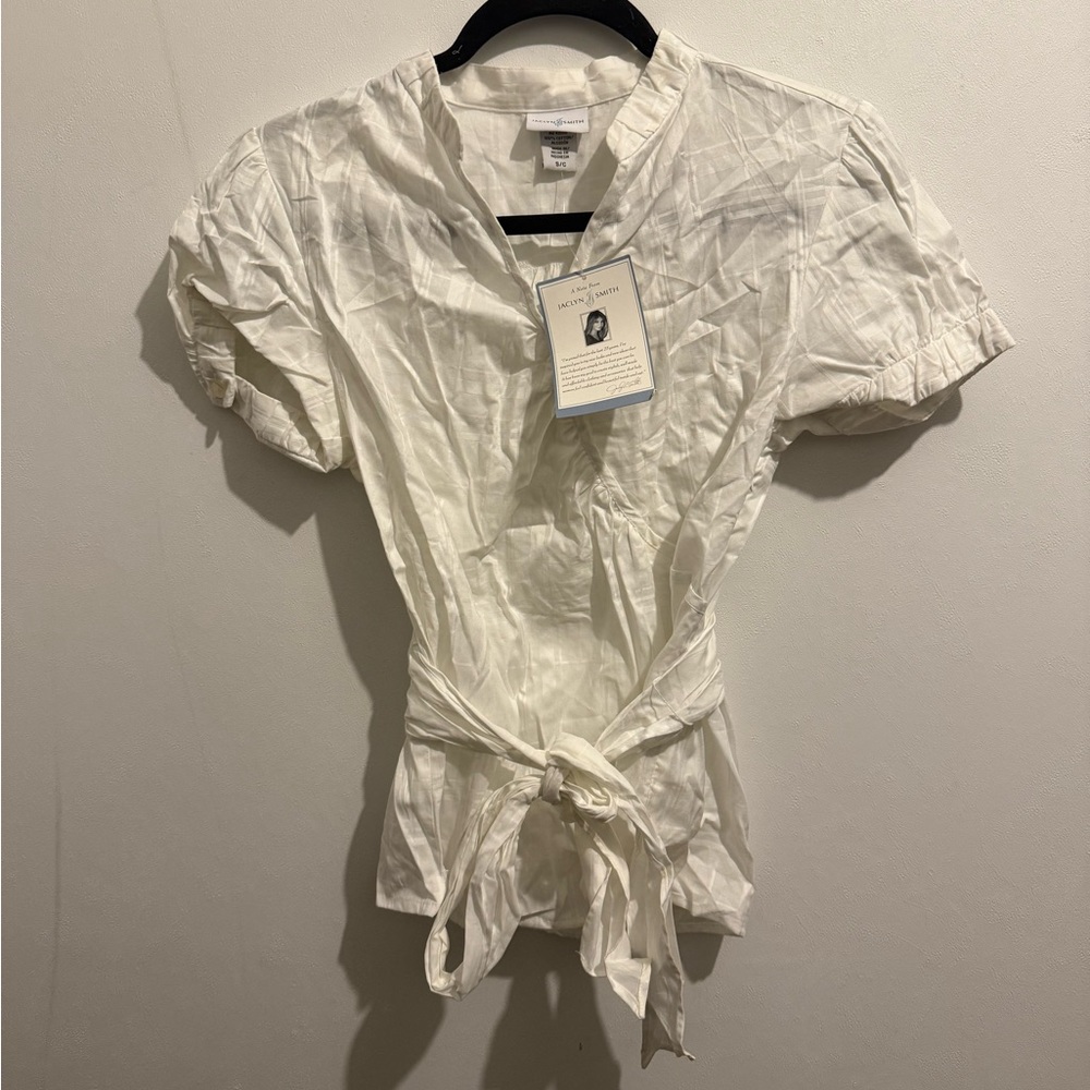 💛Jaclyn Smith Elegant White Tie-Front Blouse